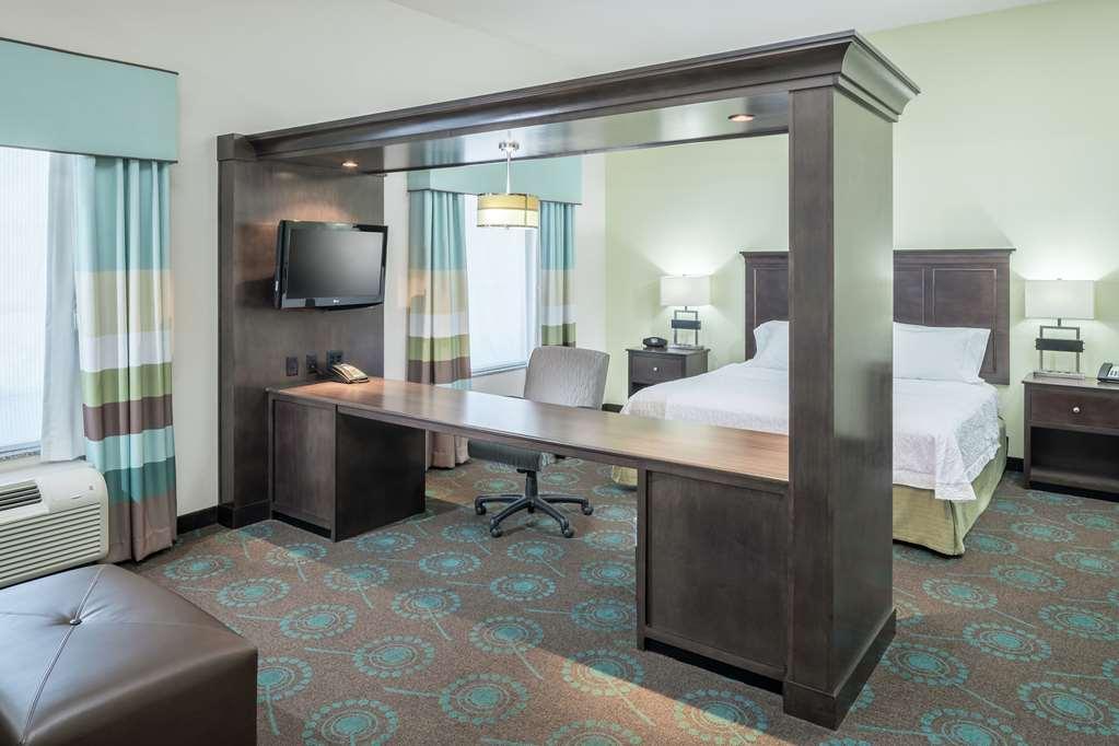 Hampton Inn & Suites Huntsville Research Park Area Phòng bức ảnh