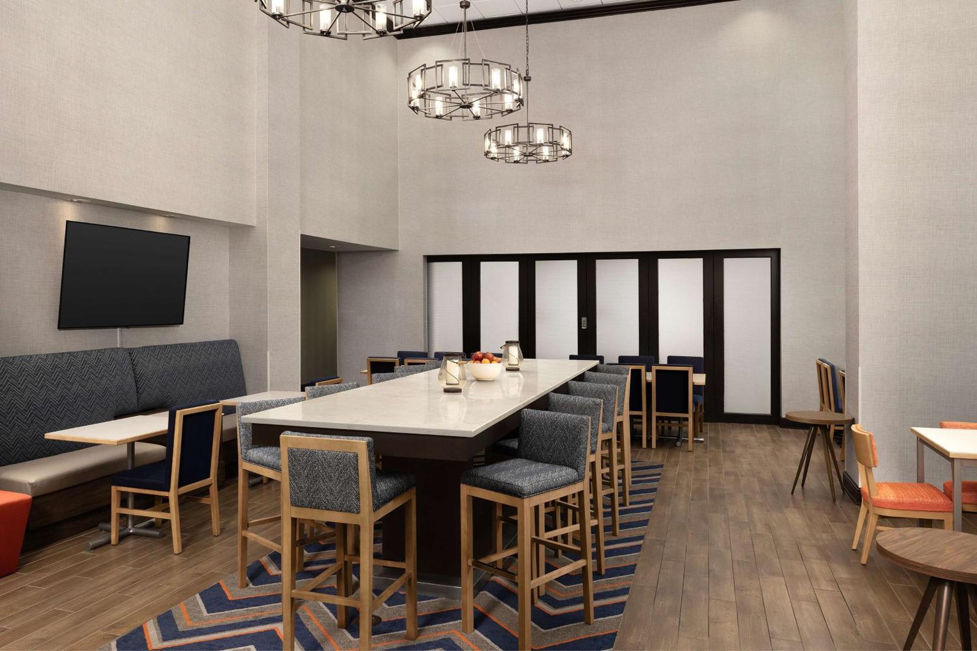 Hampton Inn & Suites Huntsville Research Park Area Ngoại thất bức ảnh